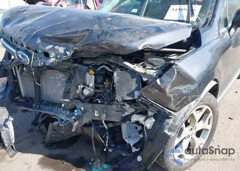 2018 Subaru Forester 2.5I Touring z USA, uszkodzony, nr VIN JF2SJAWC4JH452132